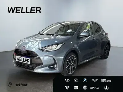 Neu Toyota Yaris Hybrid Team 116 PS (85 kW) 2026 Celestite grey (grau) Kleinwagen