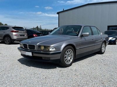 BMW 740