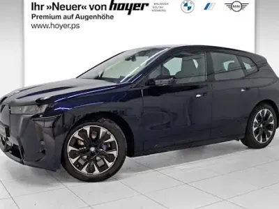 Neu BMW iX M Sport 300 kW (408 PS) 2025 Blau SUV