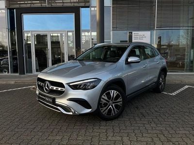 Silber Gebraucht 2024 Mercedes GLA200 Progressive SUV | 35.780 € (Guter Preis)