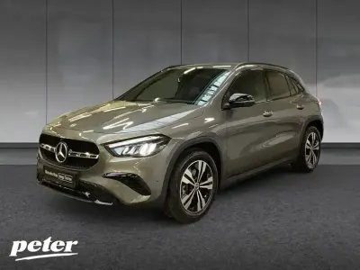 Gebraucht Mercedes GLA200 Advanced Plus 163 PS (119 kW) 2026 Metalliclack mountaingrau SUV