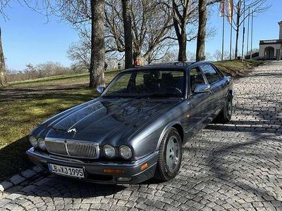 Second-hand Jaguar XJ6 S 241 CP (177 kW) 1995 Gri Berlinǎ