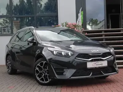 Gebraucht Kia Ceed Sportswagon GT-Line 160 PS (117 kW) 2024 Schwarz Kombi