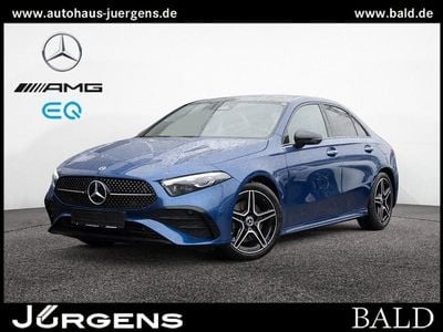 Blau spektralblau Gebraucht 2024 Mercedes A220 AMG Limousine | 37.090 € (Fairer Preis)