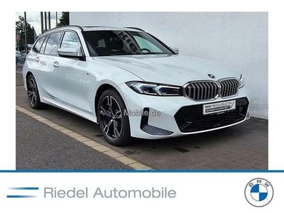 Weiß Gebraucht 2024 BMW 330e M Sport Kombi | 46.380 € (Guter Preis)