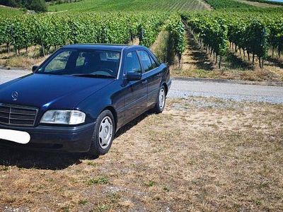 Mercedes C180