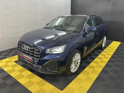 Gebraucht Audi Q2 S-Line 150 PS (110 kW) 2023 Navarrablau metallic SUV