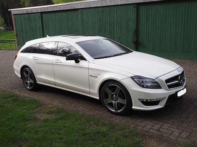 Gebraucht Mercedes CLS63 AMG Shooting Brake AMG 525 PS (386 kW) 2012 Weiß Kombi