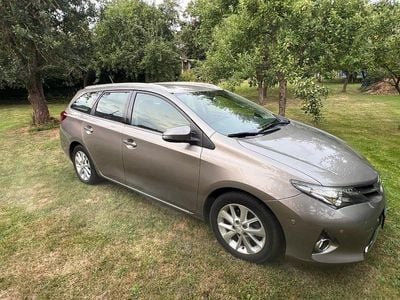 Toyota Auris Touring Sports