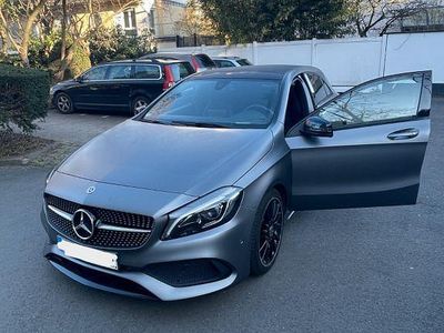Gebraucht Mercedes A200 AMG line 136 PS (100 kW) 2017 Grau Limousine