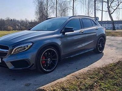 Mercedes GLA45 AMG
