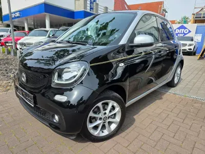 Gebraucht Smart ForFour Passion 71 PS (52 kW) 2019 Schwarz Kleinwagen