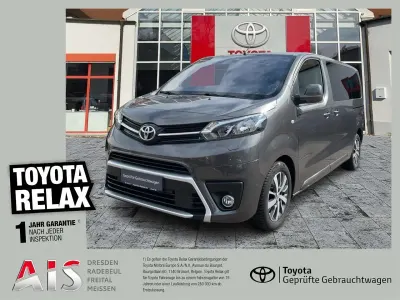 Gebraucht Toyota Proace Verso Team 144 PS (105 kW) 2022 Dark grey Kombi