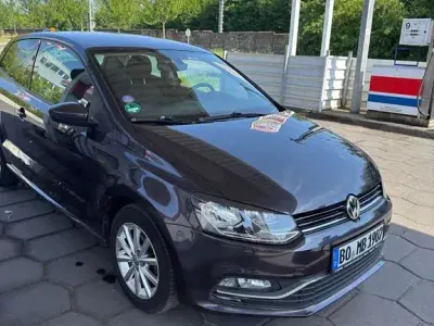 Gebraucht VW Polo Comfortline 90 PS (66 kW) 2015 Grau Kleinwagen