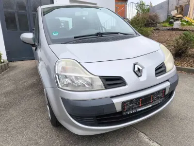 Usata Renault Modus Avantage 75 CV (55 kW) 2009 Grigio Monovolume