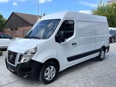 Nissan NV400