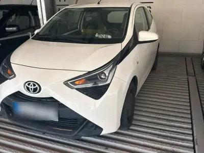 Brugt Toyota Aygo 72 HK (52 kW) 2021 Hvid Hatchback