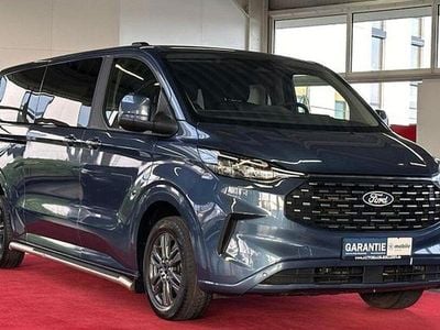 Gebraucht Ford Tourneo Custom Titanium 170 PS (125 kW) 2024 Chromablau metallic Van