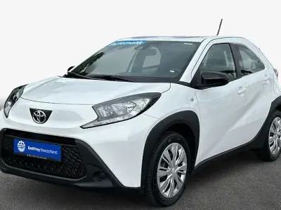 Gebraucht Toyota Aygo X Business Edition 72 PS (52 kW) 2025 Weiß SUV
