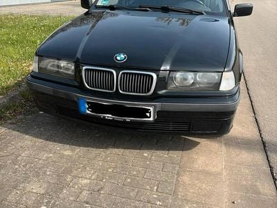 Gebraucht BMW 316 Compact 105 PS (77 kW) 1999 Schwarz Kleinwagen