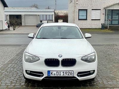 Gebraucht BMW 116 Efficient Dynamics 116 PS (85 kW) 2014 Weiß Kleinwagen