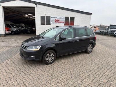 Second-hand VW Sharan Comfortline 140 CP (102 kW) 2013 Negru Monovolum