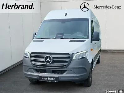 Gebraucht Mercedes Sprinter 170 PS (125 kW) 2025 Weiß Van