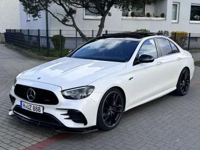 Używany Mercedes E53 AMG AMG 435 KM (319 kW) 2021 Biały Sedan/Limuzyna