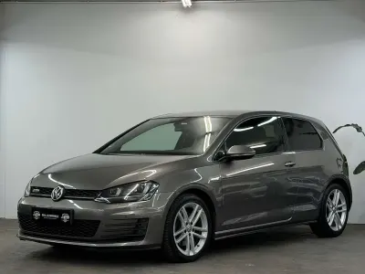 Gebraucht VW Golf VII GTD 184 PS (135 kW) 2015 Limestone grey Coupé