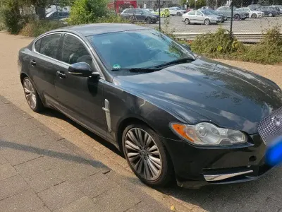 Gebraucht Jaguar XF 240 PS (176 kW) 2011 Schwarz Limousine