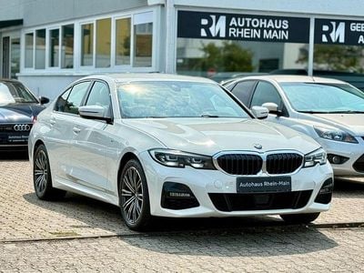 BMW 330e
