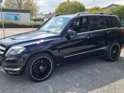 Gebraucht Mercedes GLK250 211 PS (155 kW) 2015 Schwarz  unilack SUV