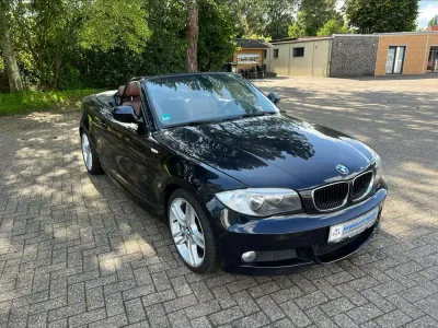 Gebraucht BMW 118 Cabriolet 143 PS (105 kW) 2012 Carbonschwarz metallic Cabrio