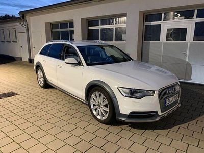 Weiß Gebraucht 2013 Audi A6 Allroad Kombi | 16.900 €