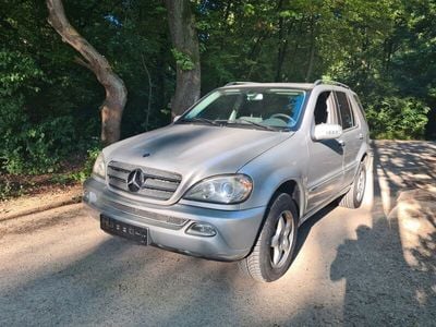 Mercedes ML270