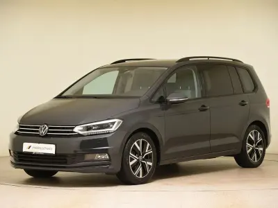 Gebraucht VW Touran Comfortline 150 PS (110 kW) 2025 Grau Van / Kleinbus