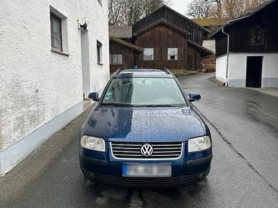 Gebraucht VW Passat 100 PS (73 kW) 2004 Blau Kombi