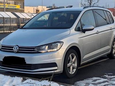 Gebraucht VW Touran 116 PS (85 kW) 2016 Silber Van / Kleinbus
