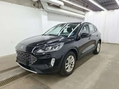 Używany Ford Kuga Titanium 190 KM (139 kW) 2022 Czarny SUV