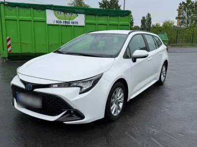 Gebraucht Toyota Corolla Hybrid 98 PS (72 kW) 2023 Weiß Kombi