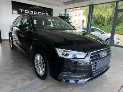 Gebraucht Audi A3 Ambiente 184 PS (135 kW) 2015 Schwarz Limousine