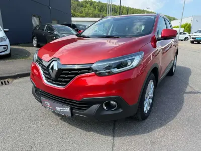 Używany Renault Kadjar Experience 131 KM (96 kW) 2016 Czerwony SUV