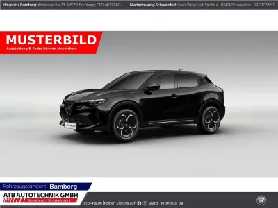 Neu Alfa Romeo Junior Edizione Speciale 145 PS (106 kW) 2026 Schwarz SUV