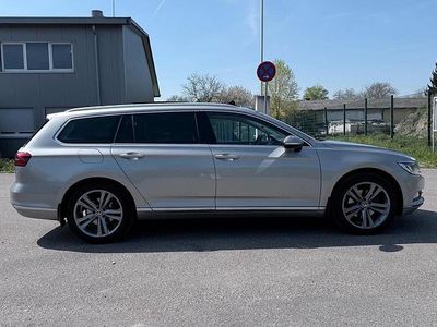 Gebraucht VW Passat 150 PS (110 kW) 2016 Silber Kombi