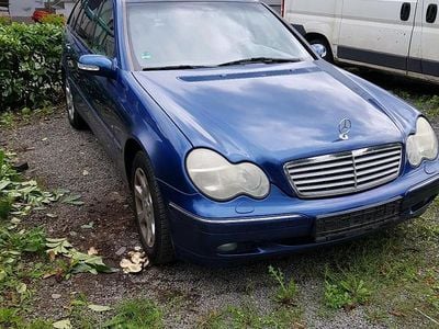 Mercedes C240