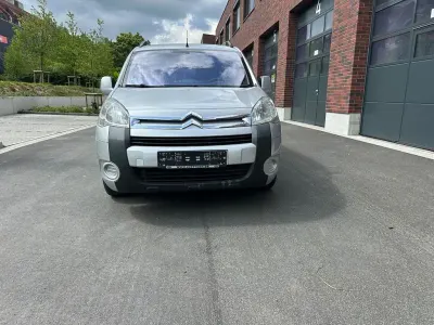 Gebraucht Citroën Berlingo 120 PS (88 kW) 2010 Grau Van / Kleinbus