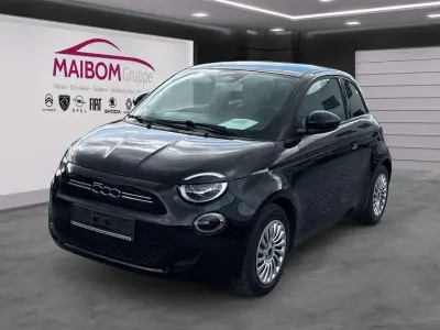 Gebraucht Fiat 500e Icon 69 kW (95 PS) 2022 Schwarz Limousine