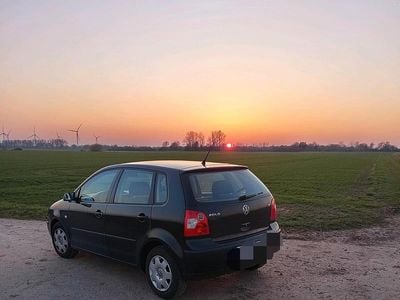 Brugt VW Polo 60 HK (44 kW) 2004 Sort Hatchback