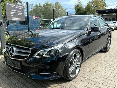 gebraucht Mercedes E200 CGI AVANTGARD AUT NAVI LED VOLL SCHECKHEFT