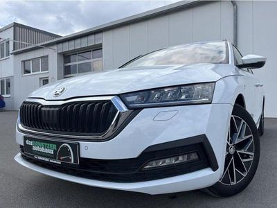 Gebraucht Skoda Octavia Clever 150 PS (110 kW) 2022 Moonweiss (metallic) Kombi